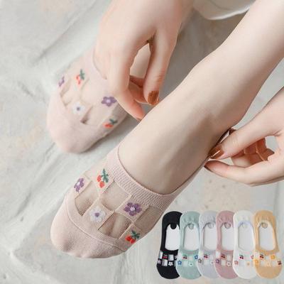 Women's Floral Socks Thin Glass Silk Silicone Non-slip Non-falling Heels Shallow Mouth Invisible Boat Socks