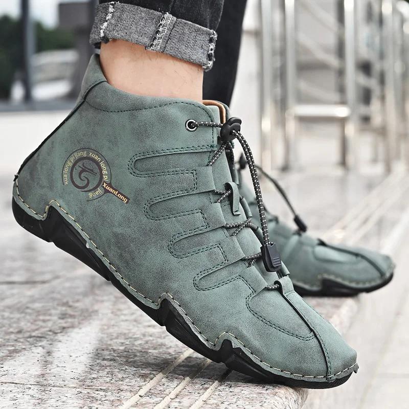 Fashion Winter Comfortable Soft Soled Hiking Boots Men High Top Sneakers Casual Shoes Fashion Casual Shoes Men's Plush Warm Brogue Shoes