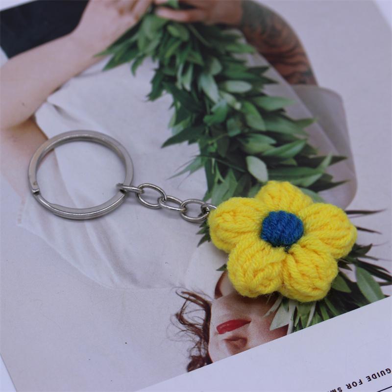Creative Handmade Knitted Sunflower Keychain Keyring For Women Girl Cute Crocheted Flower Pendant Car Key Ring Handbag Gifts New