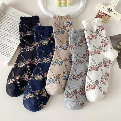 New Autumn and Winter Women Socks Floral Print Vintage Middle Tube Socks Japanese Fashion Harajuku Retro Sweet Girl Ruffle Socks
