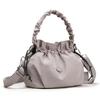 Geraffte Zugbeutel-Tasche mit gerafftem Griff Abnehmbarer Riemen Nylon Umhängetasche für den lässigen Alltag