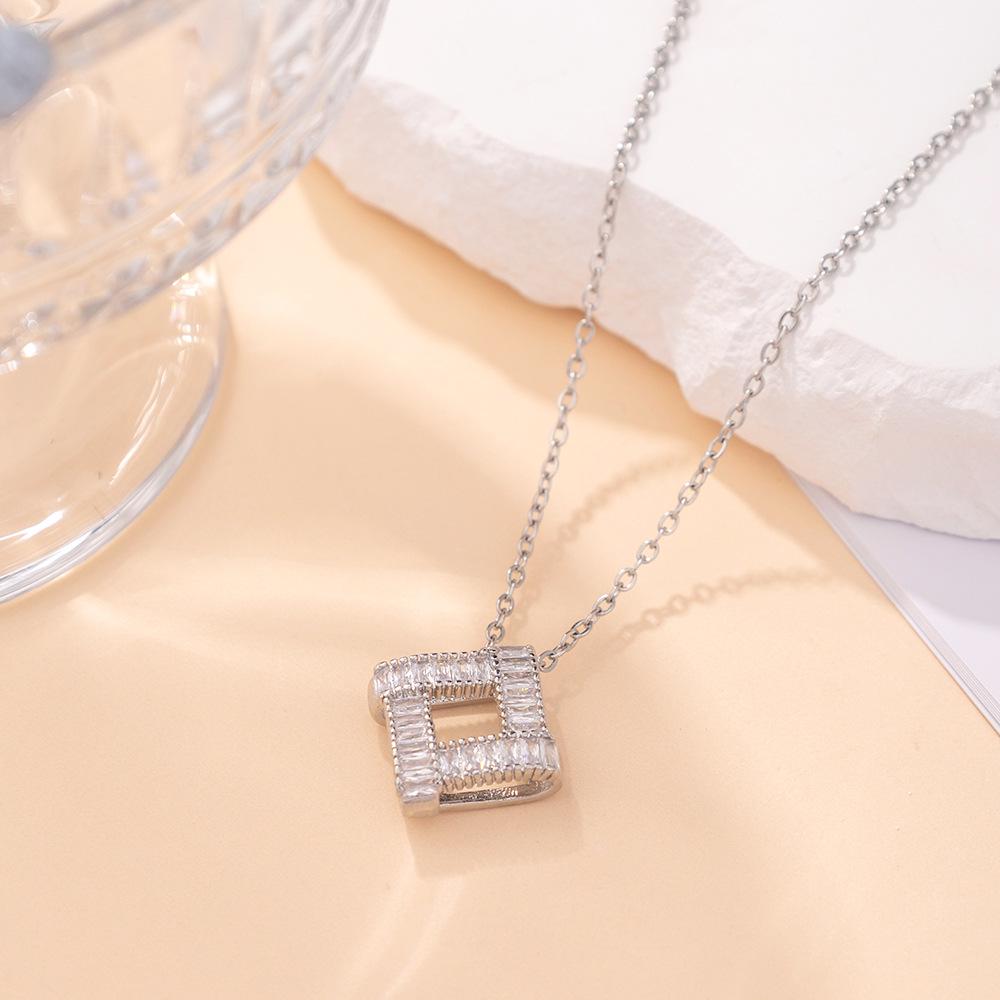 Kadın Lüks Titanyum Çelik Kolye Ucu Klavikula ve Uzun Kazak Kolyesi - Niş Tasarım