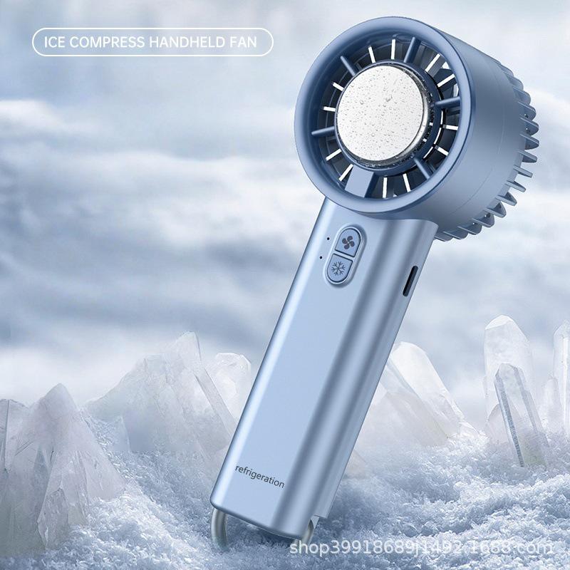 

Portable Mini Semiconductor Cooling Fan for Dorm, Office, and Outdoor Use 51mm x 54.5mm x 142mm