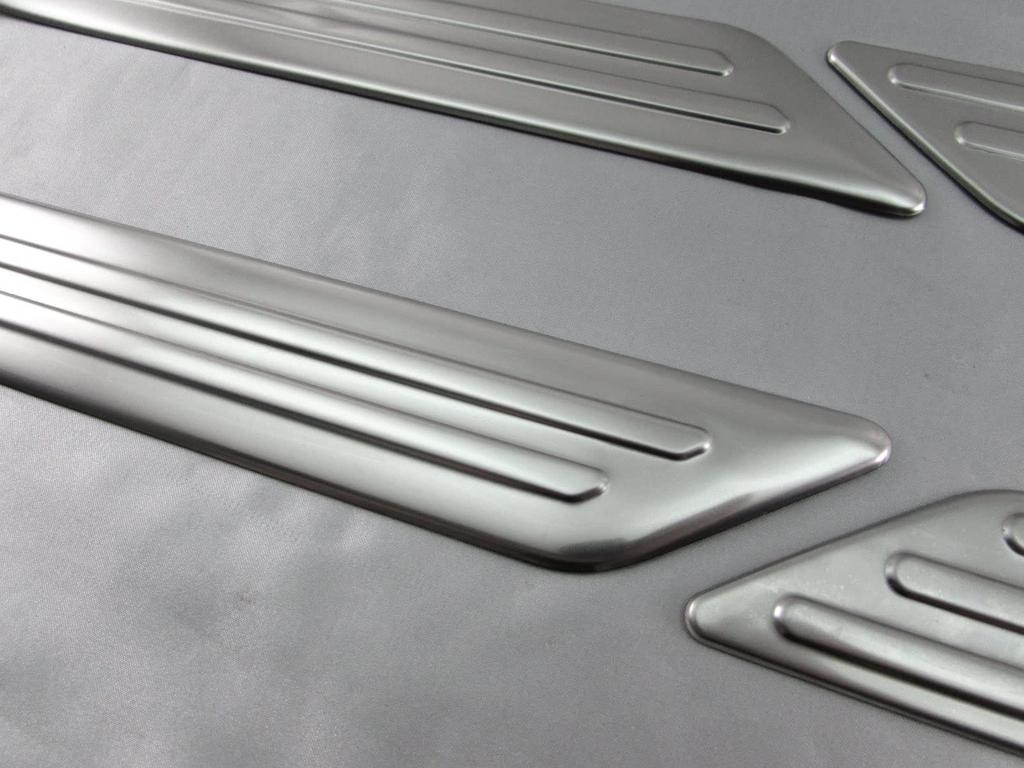 BRIGHTZ S660 JW5 Stainless Steel Entrance Molding Set W W5 5 S 660 4-Piece [ENT-MOL-128]