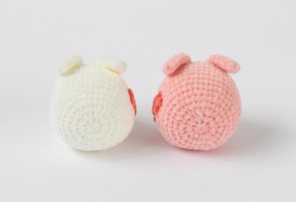 Hamanaka Zodiac Amigurumi Kit Red and White Rabbit H301-549