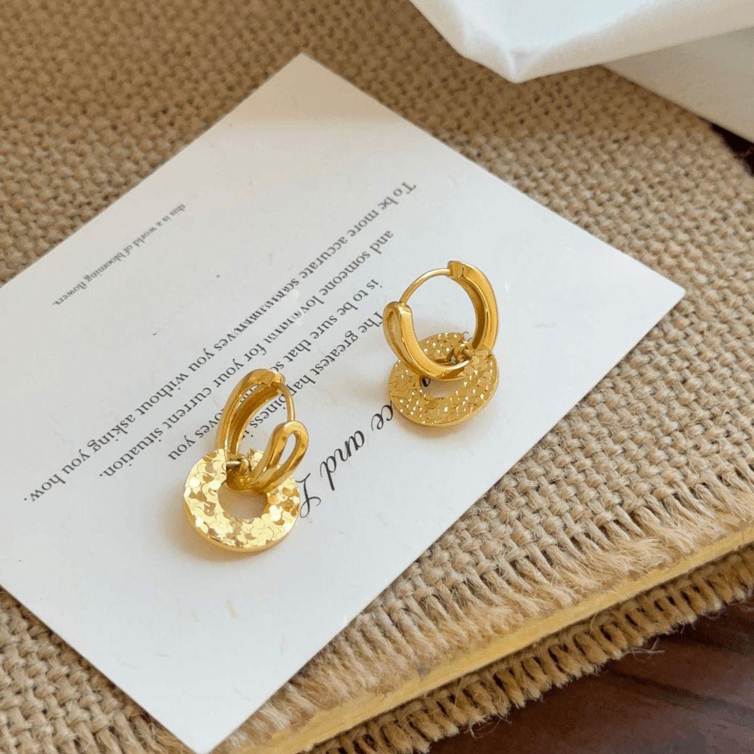 Golden Retro Ice-Crystal Earring Backs – Elegant French Niche Fashion Accessory