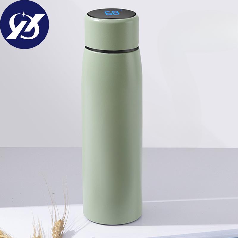 Chytrý hrnek Zhixian s vložkou z nerezové oceli 316 je vodotěsný, odolný proti pádu a protiskluzový.