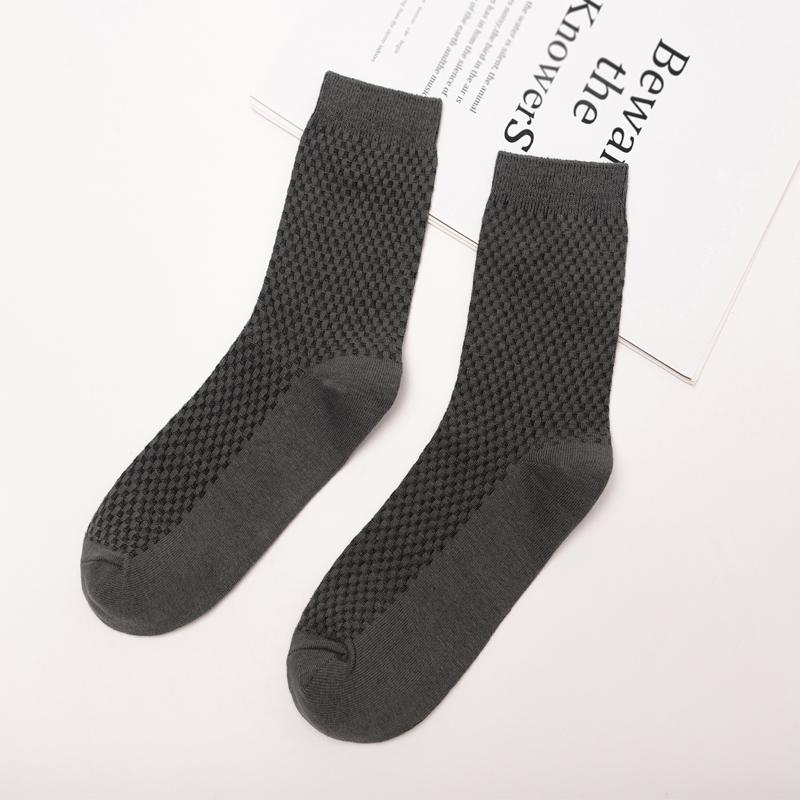 10 Paar Herrensocken aus Bambusfaser, lang, schwarz, Business, weich, atmungsaktiv, neue hochwertige Herbstsocken für Männer, Übergröße EU 38–48