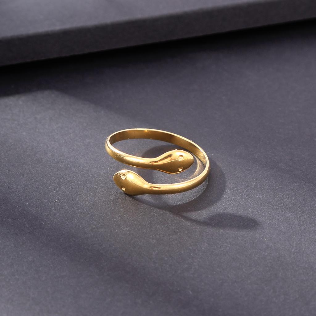 18K Gold-Plated Long Snake-Shaped Titanium Steel Ring Female, Hip-Hop Punk Style Opening Adjustable Ring