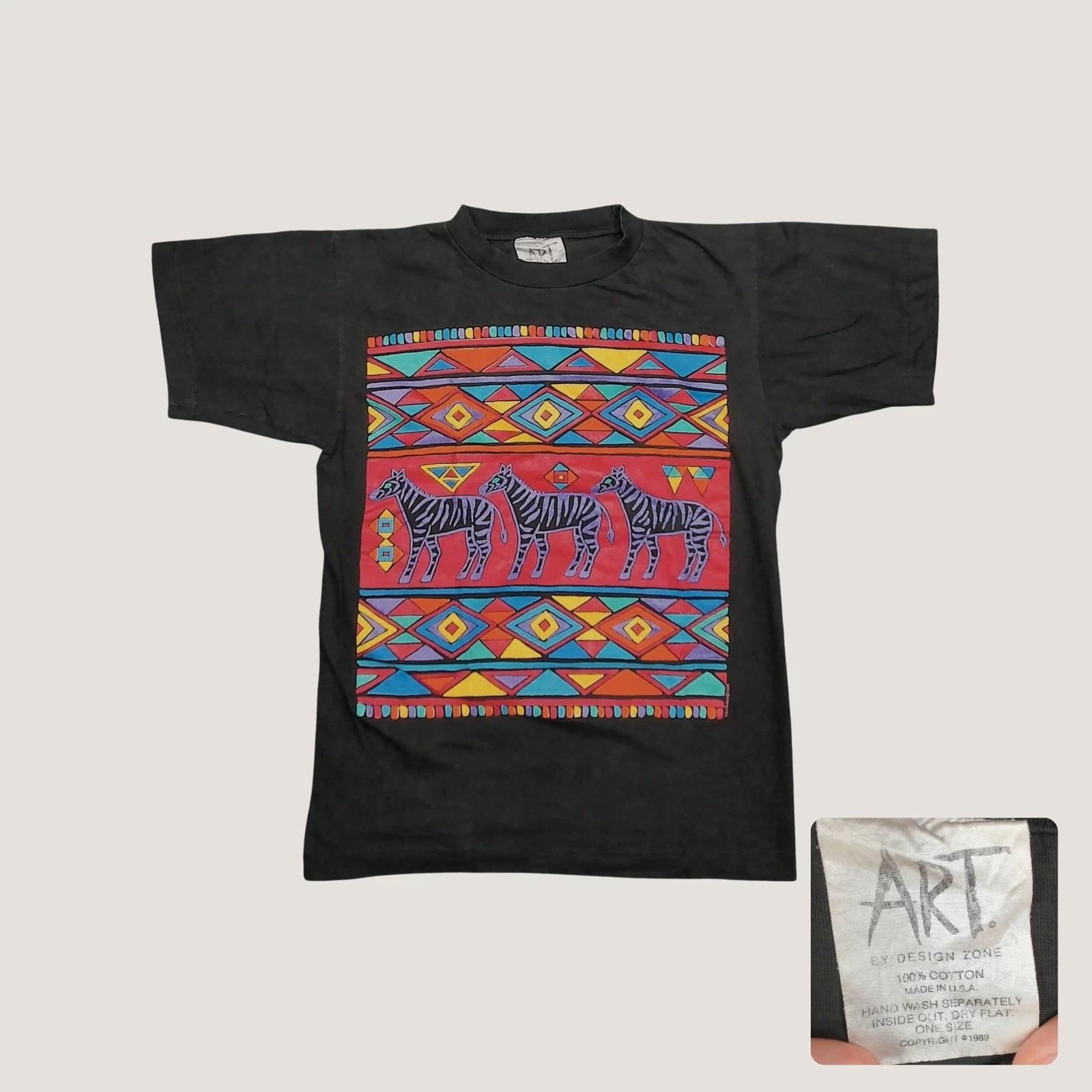 

Винтажная футболка 90-х Art by Design Zone Зебра Tribal Bellipanni Унисекс Средний 3XL