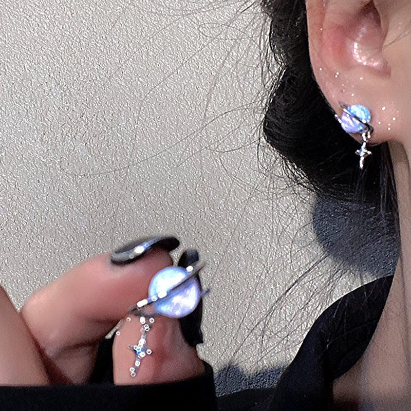 New Round Woman Earrings Planet Girl Cat Eye Personality Hundred Match Earrings Engagement Exquisite Jewellery Gifts