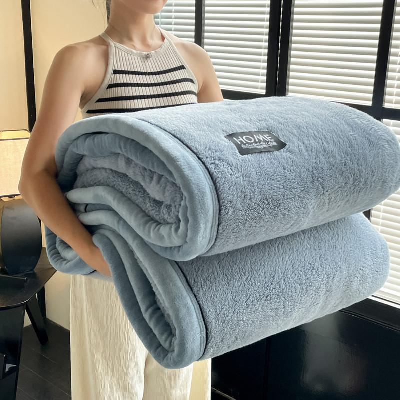 New Grade A Half-sided Velvet Autumn Keep Warm Blankets for Bed Soft Fluffy Warmth Sofa Blanket Shawl Napping Blankets Winter