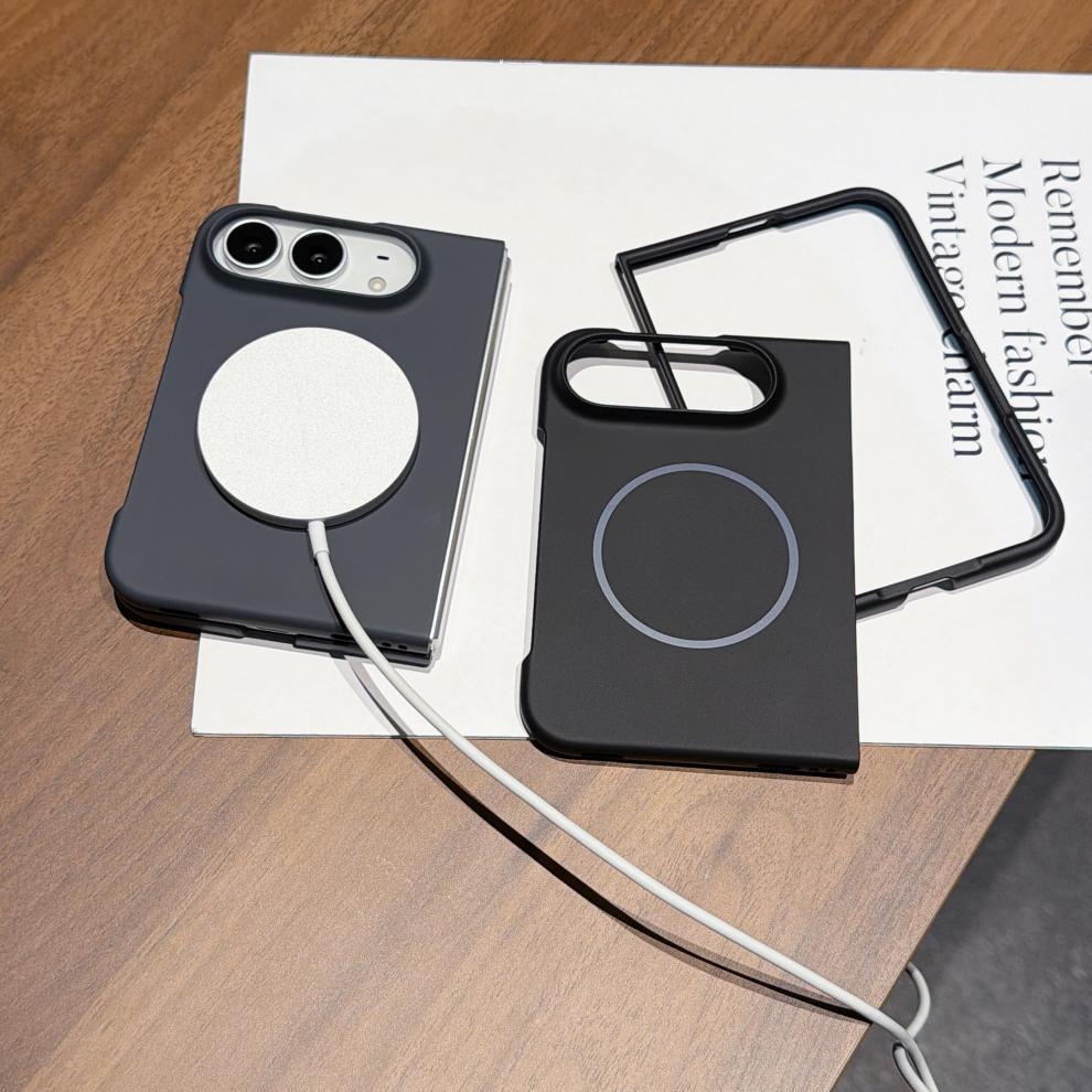 Suitable for Apple iPhone Duo phone case, foldable, ultra-thin, with a skin-like feel, magnetic, minimalist design, and drop-proof protection