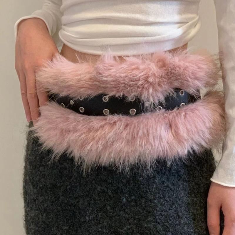 

New Retro Punk Y2K Fluffy Faux Fur Waist Belt Women Fashion Accessories Pu Leather Waistband Gothic Style рожевий