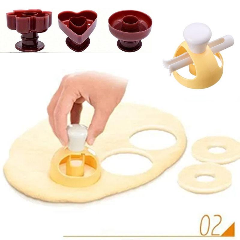 Heart Shape Flower Donut Mould Set Creative Non-stick Donut Cutter Mould Baking Accessories for Homemade Pastries Kitchen Tools