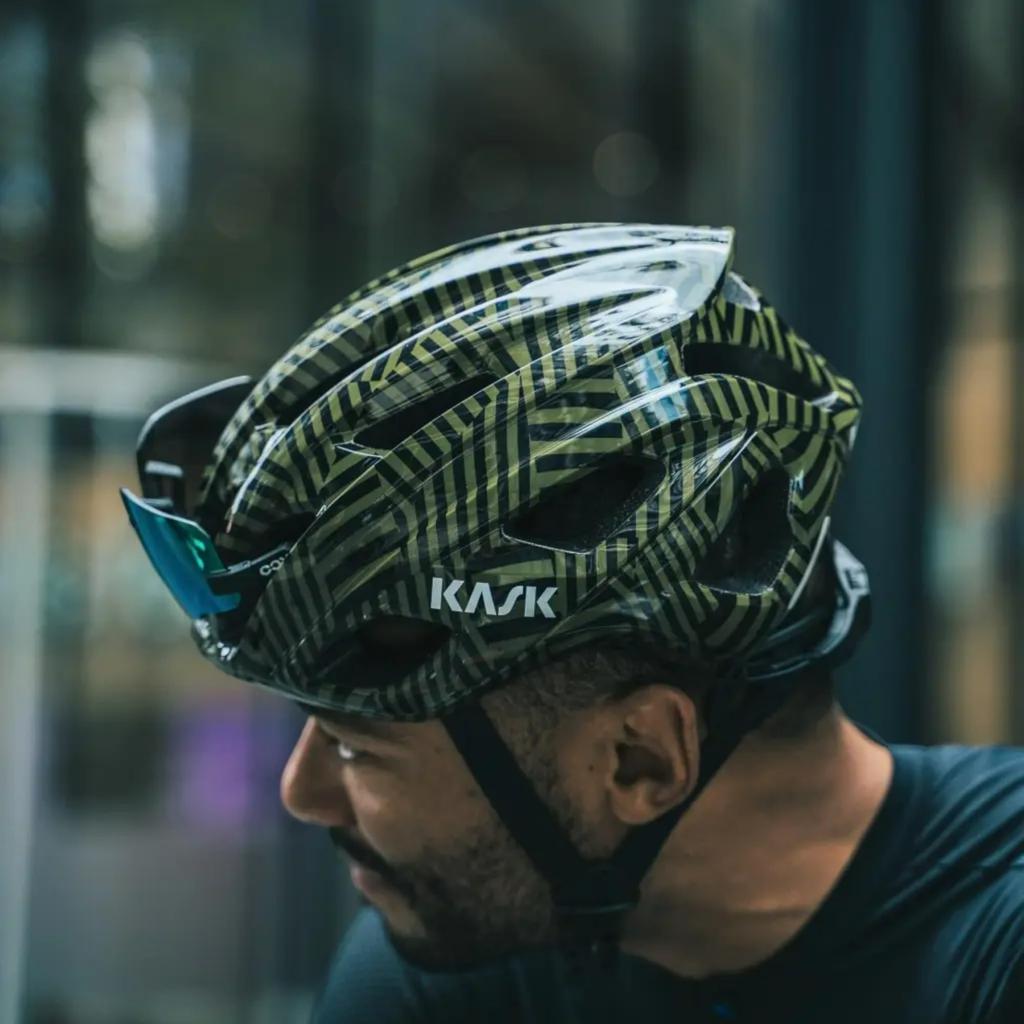 Kask MOJITO 3 BICOLOR S S/W