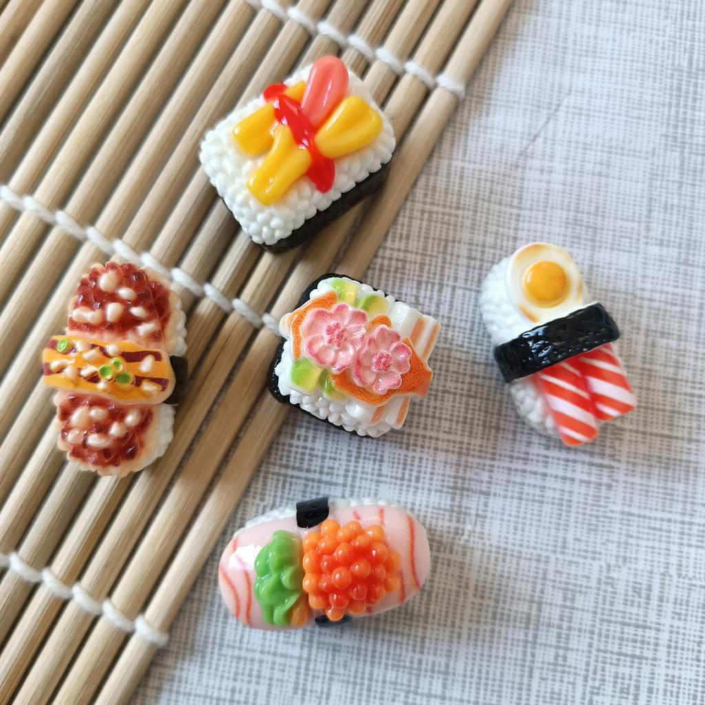 100PCS Sweet Sushi Miniature Flat Back Resin Cabochons for Hairpin Scrapbooking DIY Home Decor Resin Craft Dolls Accessories