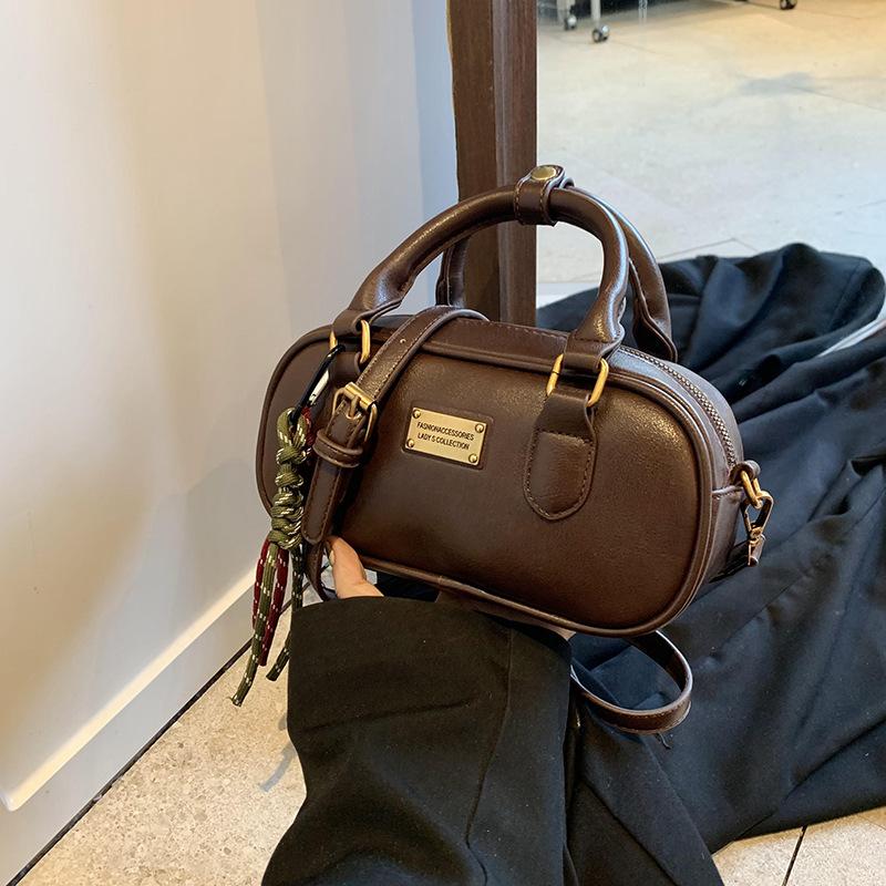 

Премиум ретро маленькая сумка женская модная сумка-мессенджер супер пожарная портативная сумка-подушка no pendant темно-коричневого