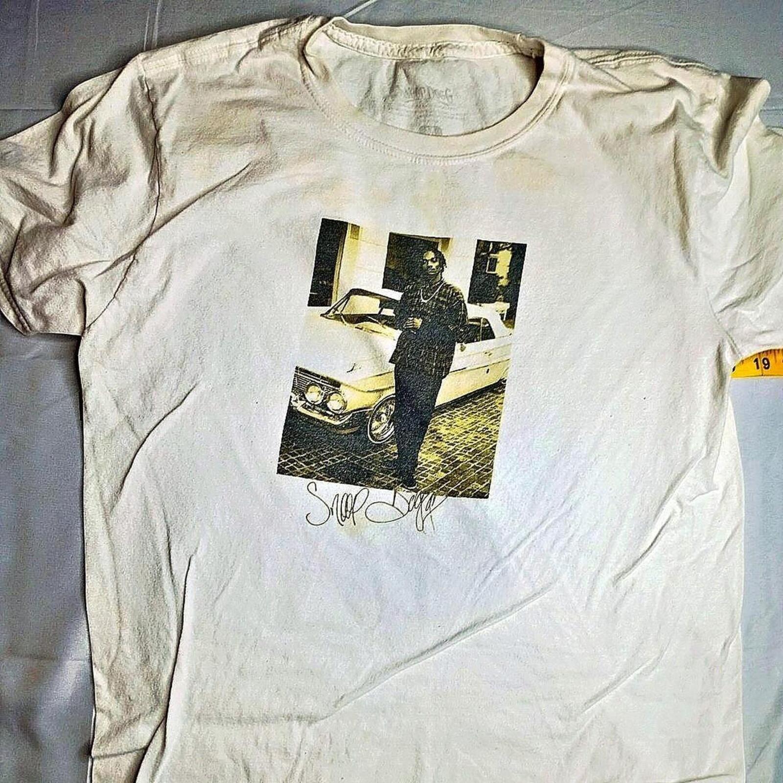 

Snoop Dogg white graphic tee #rapper #hip size medium perfect fade hop S разноцветный