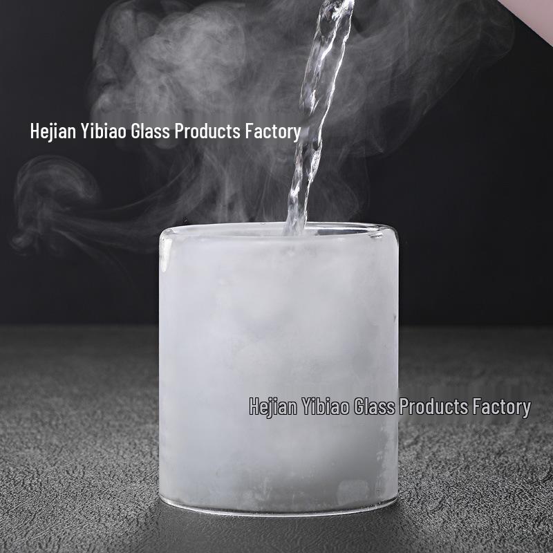 Personalisierter doppelwandiger transparenter Kristallschädel Whisky-Kelch