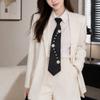 Polyester Schuluniform-Krawatte mit Perlenkragen für Freizeit- oder Business-Kleidung