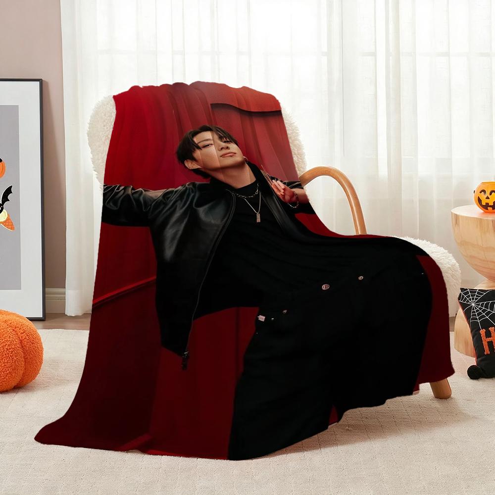 Edgy Fashion Style Black Theme Blanket Suitable For All Seasons For Outdoor Travel Home Decor Valentine'S Day Gift