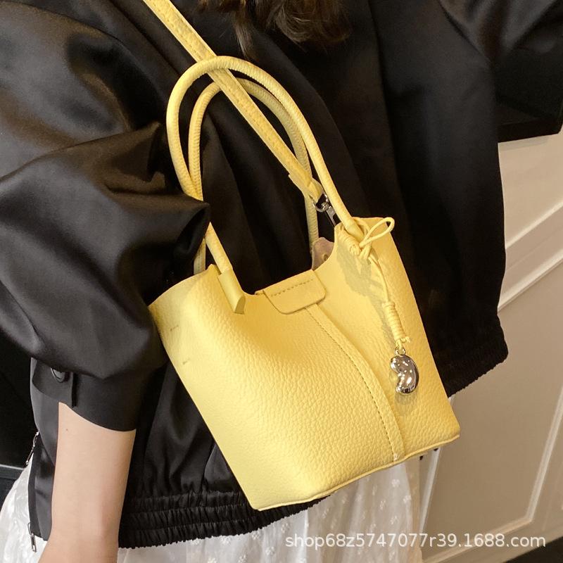This Year's Popular Bucket Bag Women's Large-capacity 2025 New Foreign Casual Crossbody Handheld Mother and Child Bag