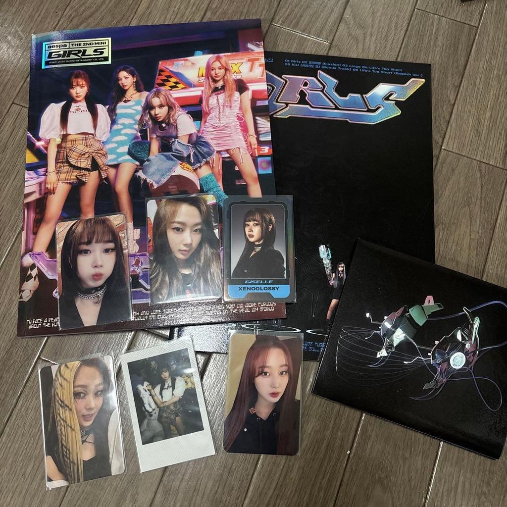[USED] Girls Album Giselle Trading Card