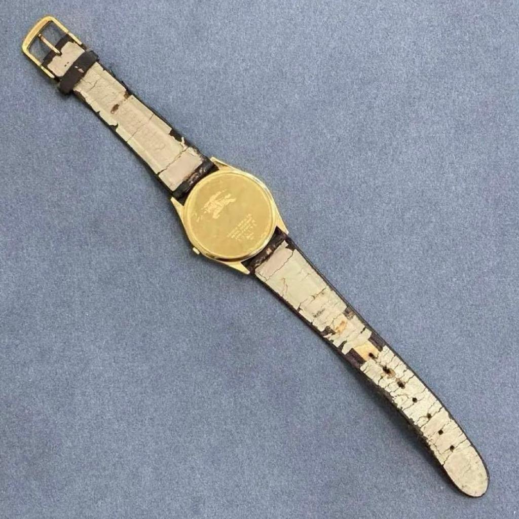 Used Burberrys Burberry Analog Watch Gold Vintage