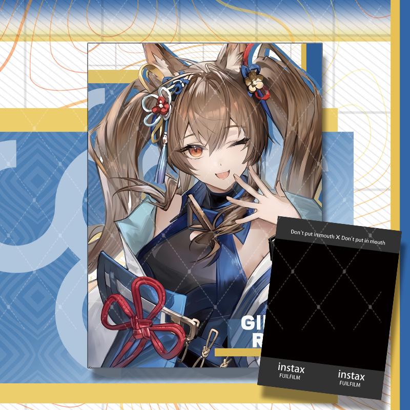 Ark End World Rosen Collab: Yvonne Chen, Qianyu Jun Wei, Luol Peita Double Flash Badge Kuji.