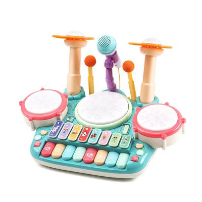 Davul Seti ve 4 Piyano ve Klavye Işıklı Oyuncak ile Sevimli Taş Müzik Aleti Oyun Seti Çok Fonksiyonlu Eğitici Doğum Günü Hediyesi Oyuncak, 5'i 1 Arada