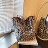 Large Capacity Tote Bag Women's New Fashion Leopard Print Shoulder Bag