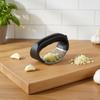 Simple And Convenient Garlic Press Rocker Stainless Steel Garlic Mincer Garlic Crusher Easy-Squeeze Tool