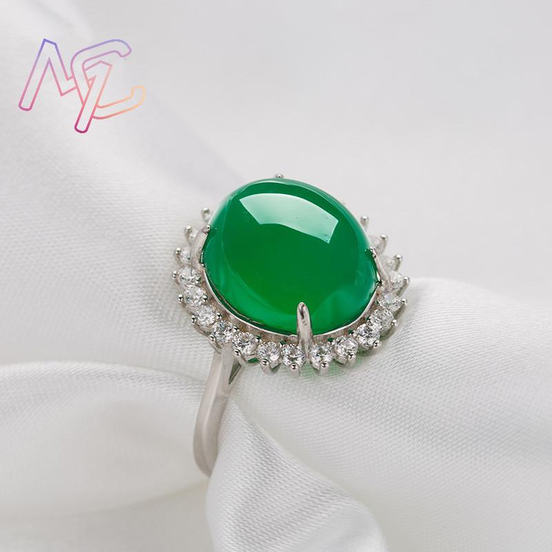 Grüne Natürliche Jade Ringe Glücksbringender Geschnitzter Edelstein Echter Schmuck Luxuriöser Verstellbarer Ring Vintage Charme Talismane Stein