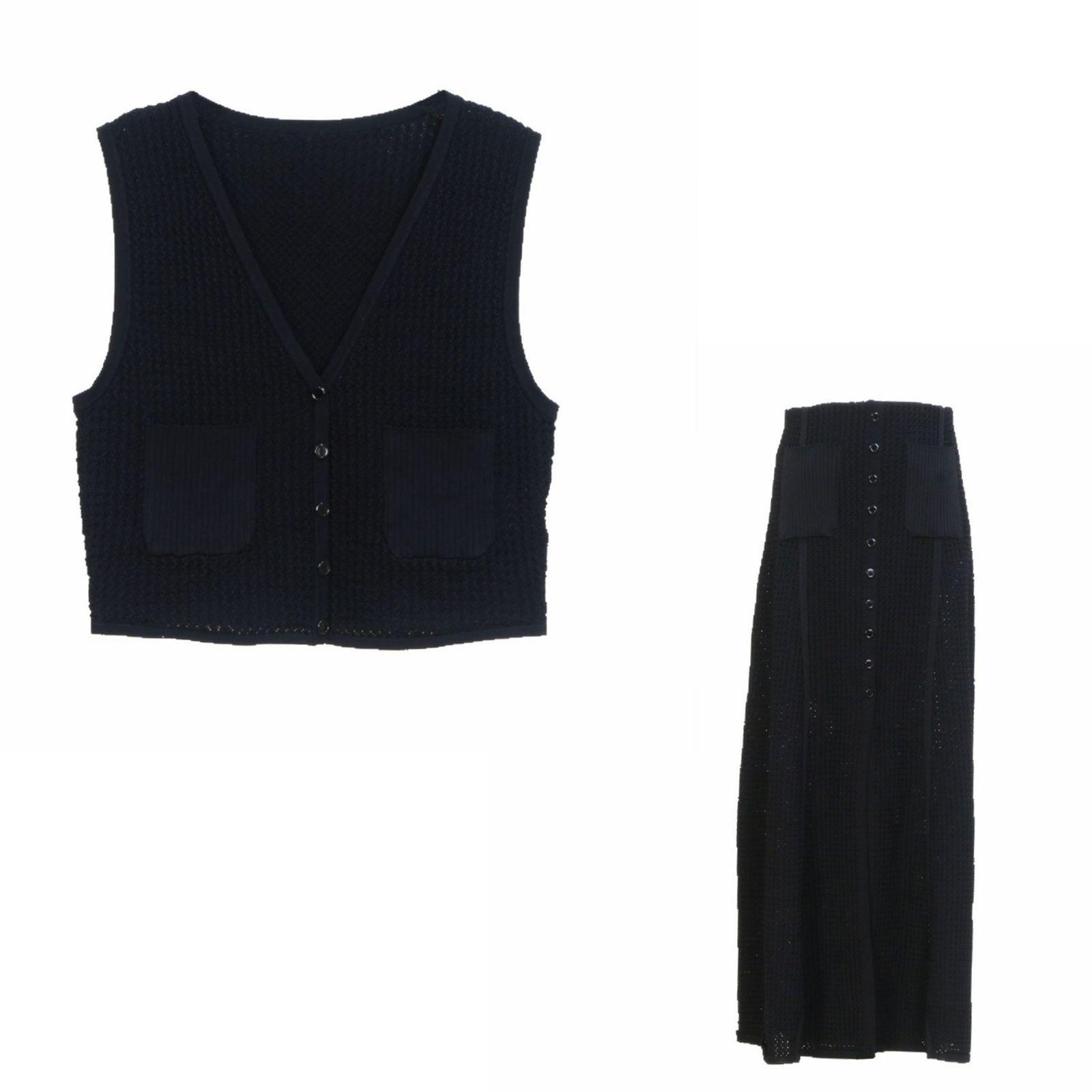 

2025 Spring/Summer Women s Chic Knitted A-line Vest Midi Skirt Set S