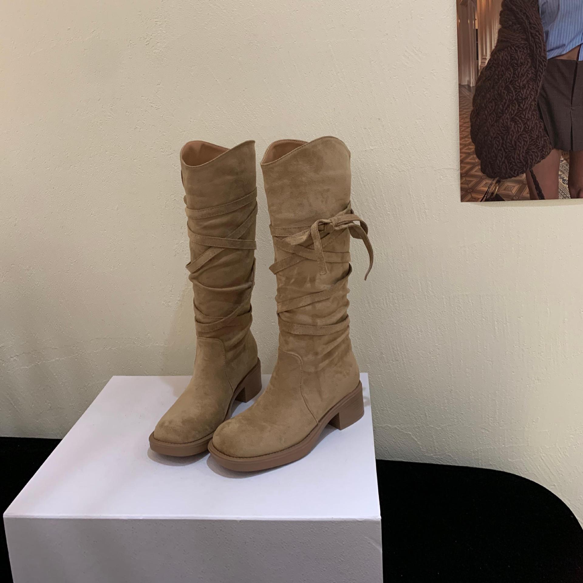 

Осень 2025 ретро пустошь бахрома рыцарские сапоги толстый каблук но ботфорты до колена тонкий ворс полусапоги женские 39