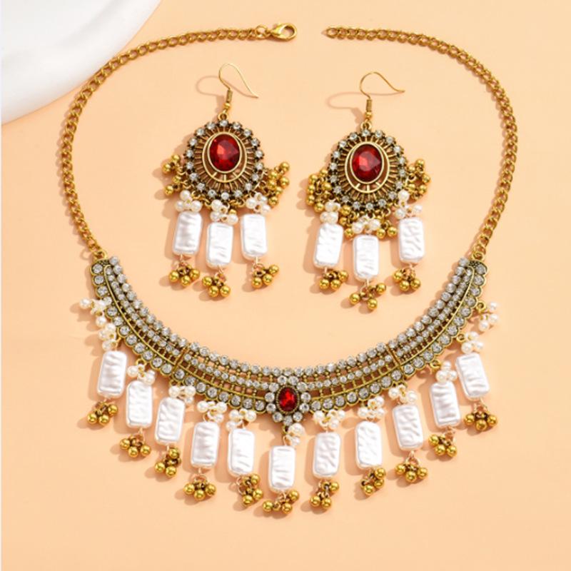 Southeast Asia Indian Ethnic Gemstone Beaded Earrings and Necklace Set