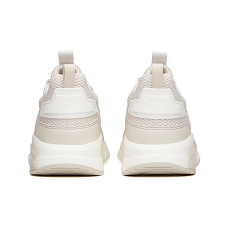 ANTA Casual Shoes Women's Low top Ivory White/Mud Gray 122138800-1