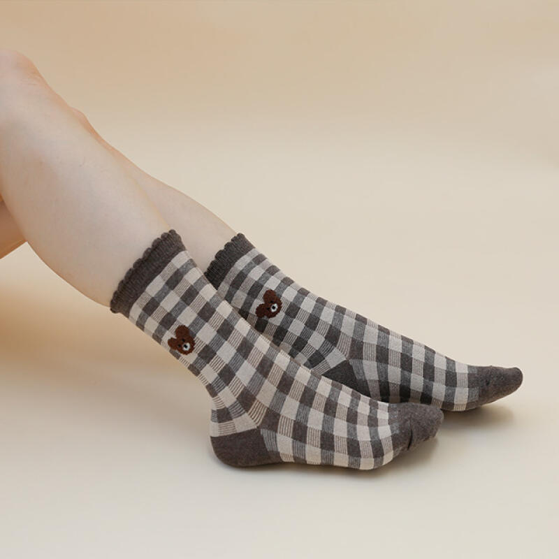 Frill Check Bear Long Socks, 5-Pack brown