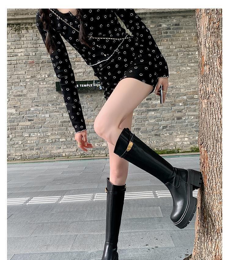 Women's Knee-High Rider Boots with Slanted Chunky Heel and Metal Buckle - Autumn/Winter 2025 Collection