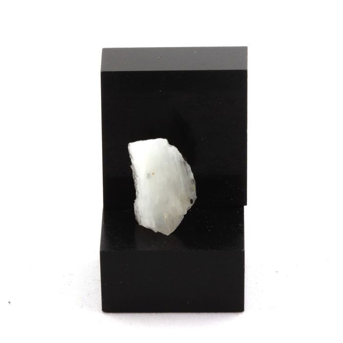 Pierres et Minéraux. Pierre de Lune. 5.33 ct. Meetiyagoda, Sri Lanka.