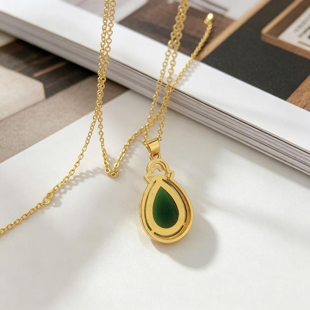 Teardrop Green Pendant Necklace, Women's Gold Crown Necklace Accessory, French Style Simple Daily Wear Versatile Necklace