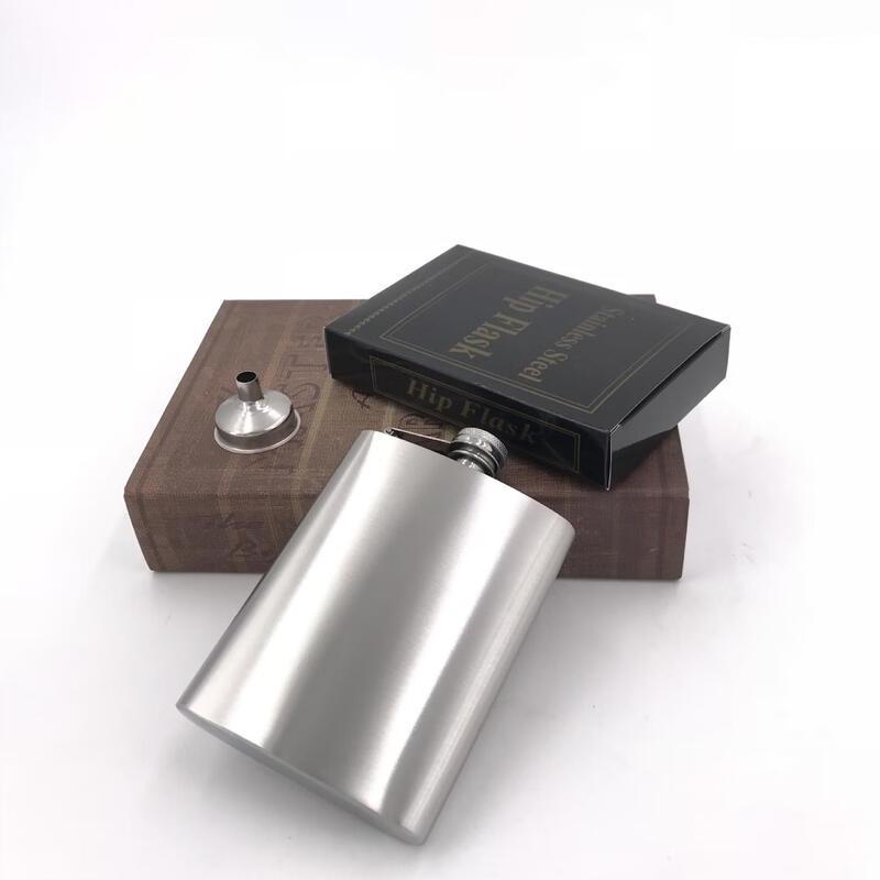 

Men s Portable 18oz Stainless Steel Flask Set (2-Piece)
