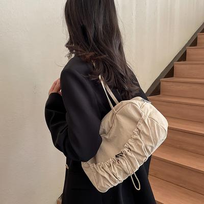 Sac à bandoulière plissé avec cordon pour femme, sac de niche coréen, sac quotidien léger et de grande capacité