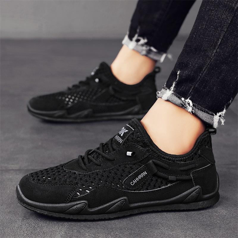 Summer New Fly-woven Large Mesh Breathable and Comfortable Outdoor Travel Shoes Free Lace-up Foot Cover Sports Low-top Trendy Men's Shoes