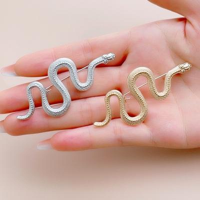 European and American Snake-shaped Brooch, Cool Style, Versatile, Men's and Women's Brooches