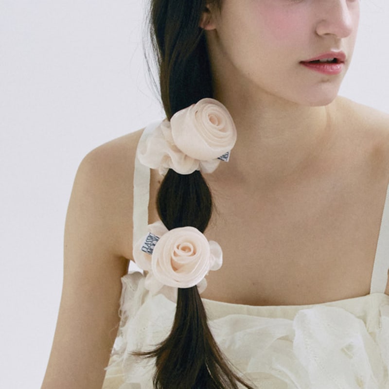 

Резинка для волос из органзы с розой HSU007 Ivory