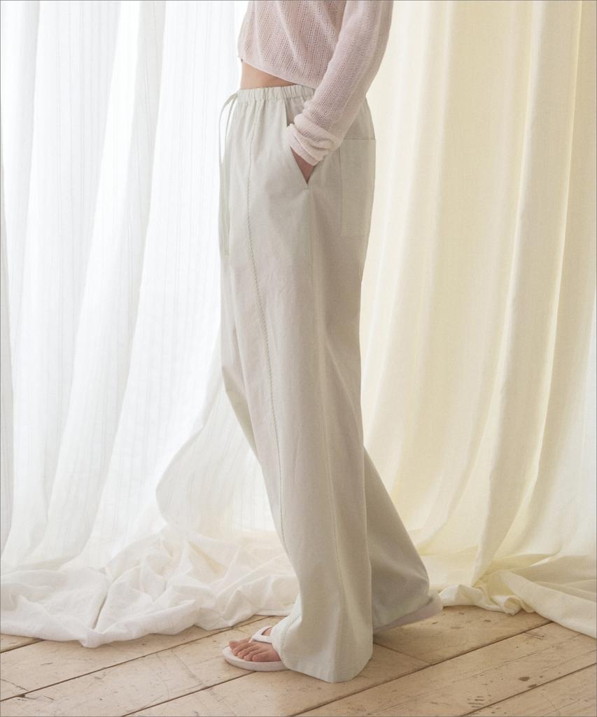 Manggomaenipeullijeu Salt Banding Pants_Mint