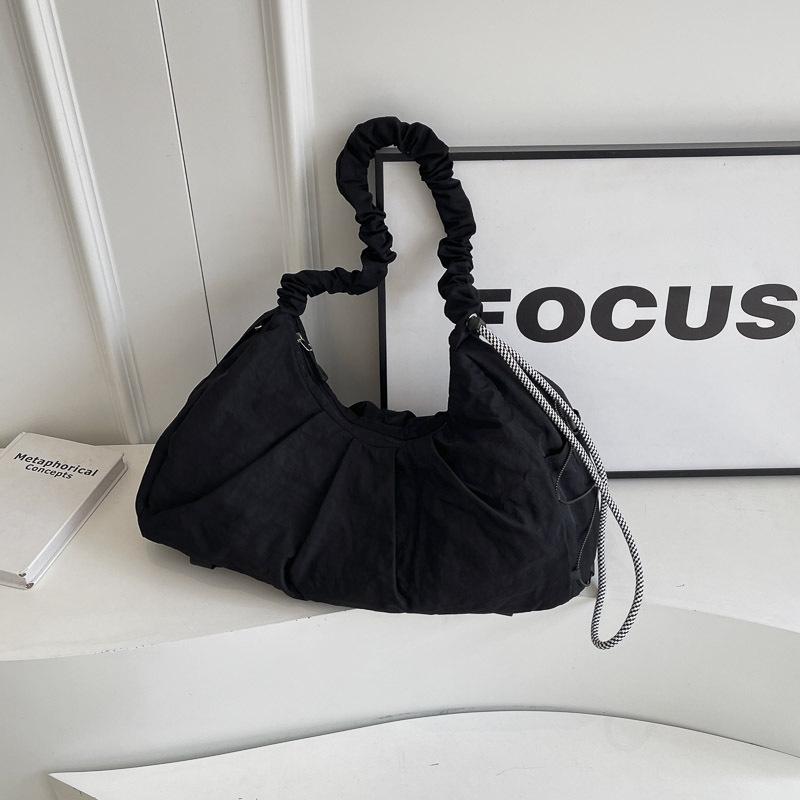 

New shoulder yoga bag nylon large-capacity travel bag multi-functional simple fitness bag чорний