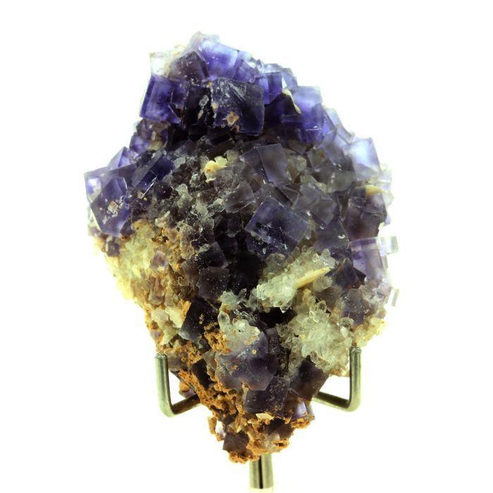 Pierres et Minéraux. Fluorite + Quartz + Baryte. 211.5 ct. La Cabaña, Berbes, Espagne.
